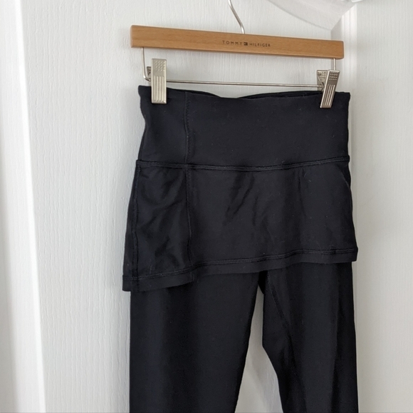 LULULEMON A Go Go Crop pants Black size 2 W6A22S @R - Picture 4 of 8